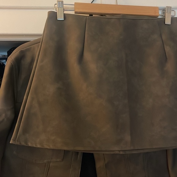 White Fox Hold Tight PU set. Dark Chocolate - Picture 7 of 8